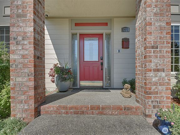 4th image of 3721 Glacier View Lane SE