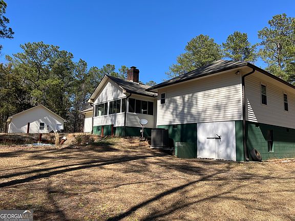 5th image of 1252 Jasmine Rd