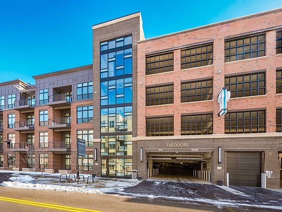 3rd image of 6640 Mooney St #401