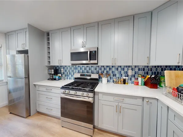 30-19 79th Street, East Elmhurst, NY 11370