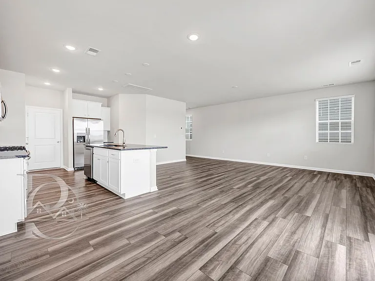519 Marcus Way — Photo 14