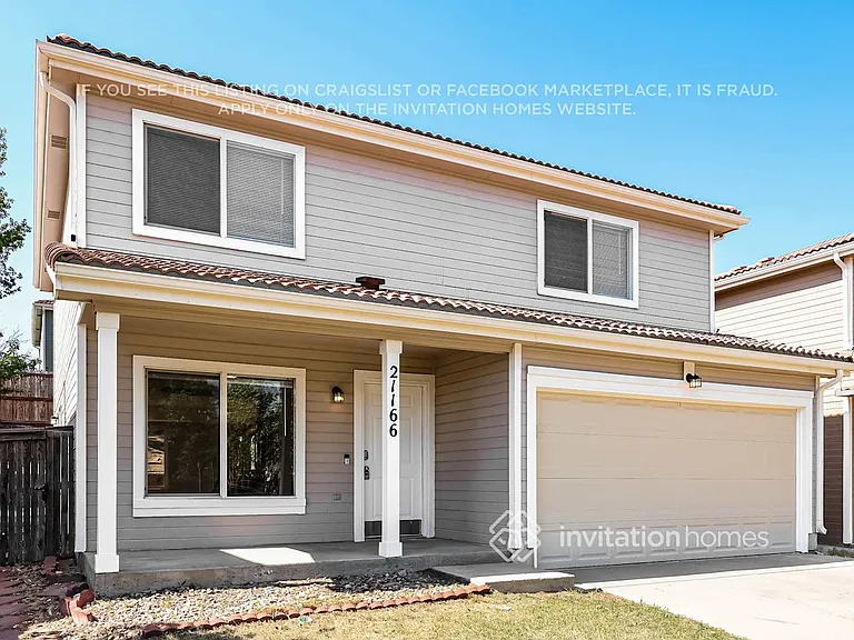 21166 E 40th Pl — Photo 4