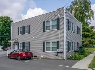 310 Greenwood Ave, Rumford, RI 02916