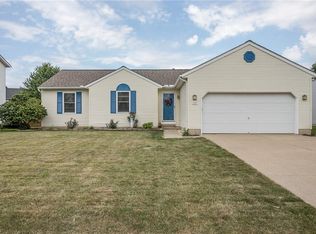 612 Song Bird St, Elyria, OH 44035