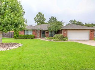 9903 S 72nd Ave E, Tulsa, OK 74133