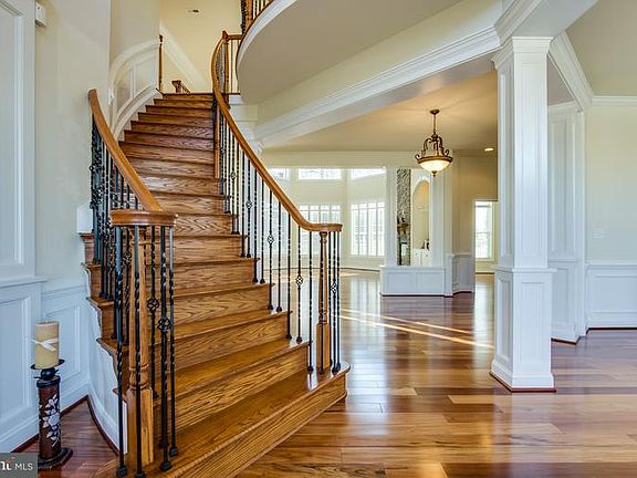 3rd image of 11389 Amber Hills Ct