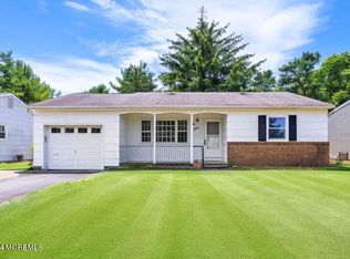 1141 Edgebrook Dr S, Toms River, NJ 08757