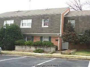 8622 Walutes Cir #B, Alexandria, VA 22309