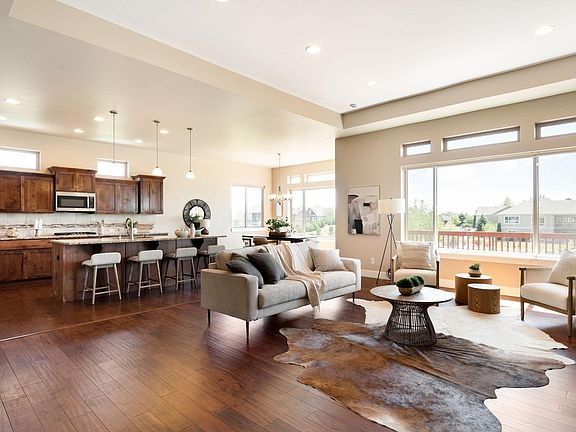 5th image of 304 Duesenberg Ln