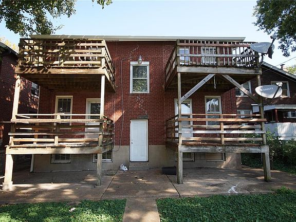 3rd image of 3644 Dunnica Ave