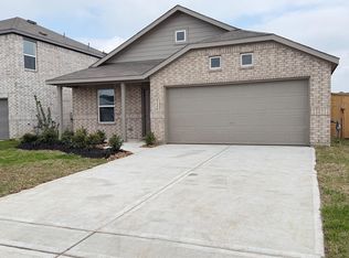 9226 Speckled Trout Dr, Baytown, TX 77521