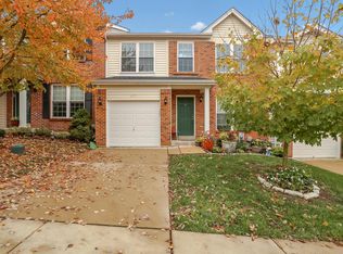 475 Summit Tree Ct, Fenton, MO 63026