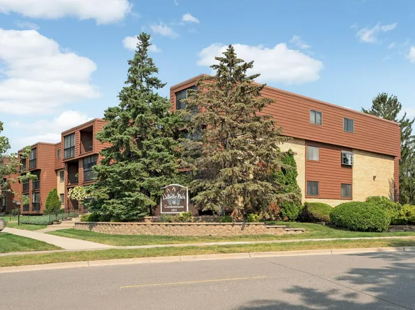 1011 41st Ave NE APT 319, Columbia Heights, MN 55421