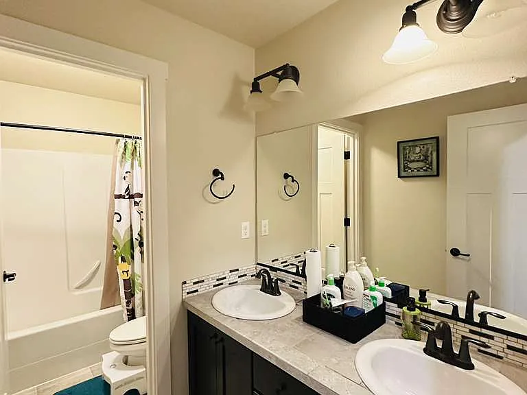 625 SE 78th Ave — Photo 40