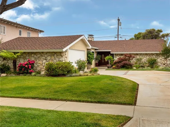 4423 Clubhouse Dr, Lakewood, CA 90712