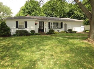 142 Meadowdale Dr, Rochester, NY 14624
