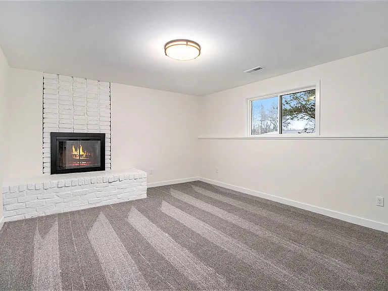 1149 Cadet Ln — Photo 13