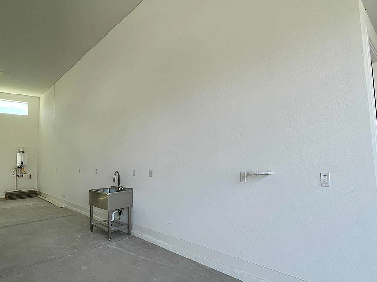 21715 E Lords Way — Photo 121