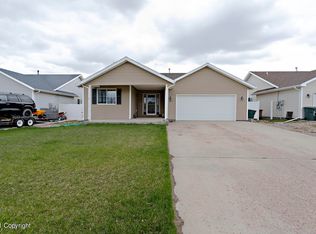 3805 Chippewa Ave, Gillette, WY 82718