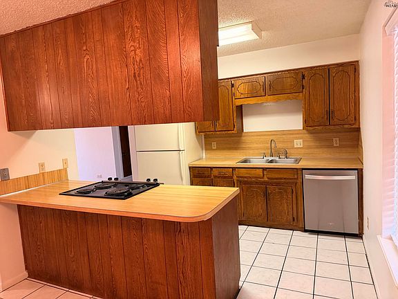 2nd image of 4306 Edgehill St