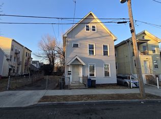 17 Walnut St #1A, New Haven, CT 06511