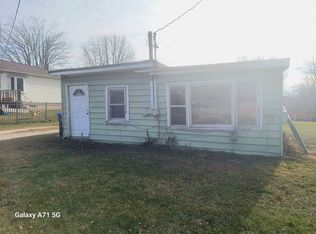 239 Parker Ave, Aurora, IL 60505