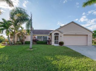 304 SE 21st Ave, Cape Coral, FL 33990