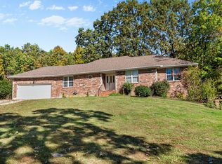 1740 N Pine Street, Marshfield, MO 65706