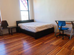 215 Kingsland Ave #9F, Brooklyn, NY 11222