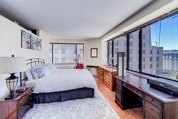 Rented by Mayell LLC | media 12