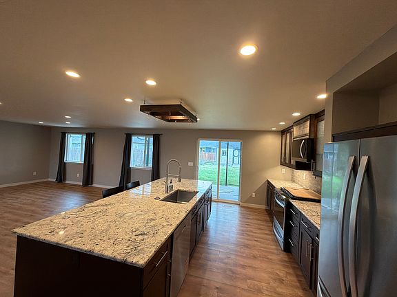 4th image of 5019 110th St NE