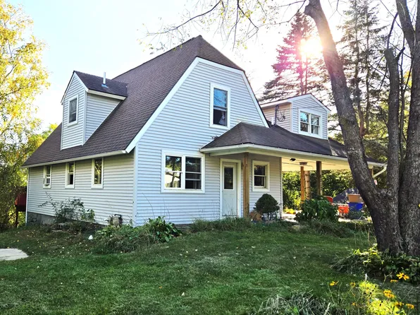 6012 San Marino Rd, Gregory, MI 48137