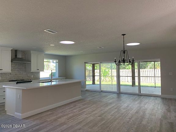 3rd image of 421 Pelican Bay Dr