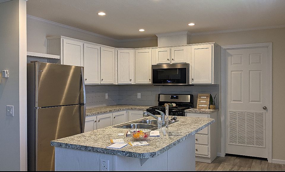 1st image of 4004 Peach Blossom Ln