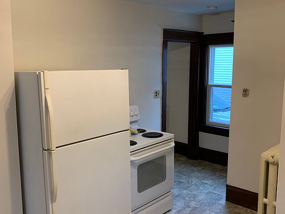 5th image of 429 Ahnaip St