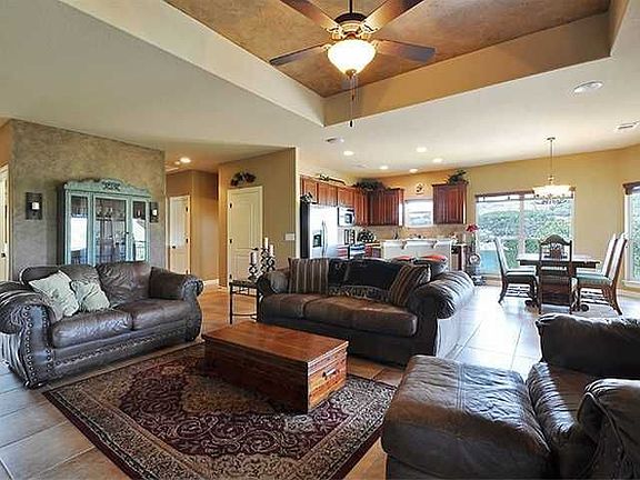 5th image of 21711 Heather Dr