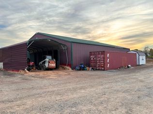 Daybreak Ln, Chester, WV 26047