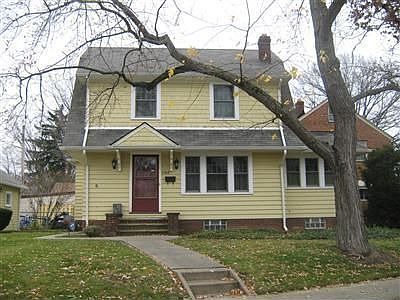 1st image of 17910 Woodbury Ave
