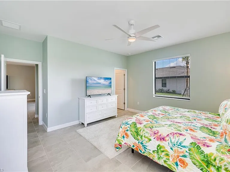 18546 Ives Dr — Photo 16