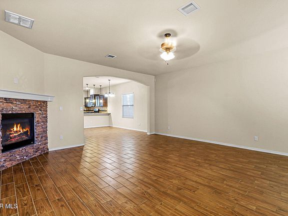 3rd image of 14260 Russ Leach Ave