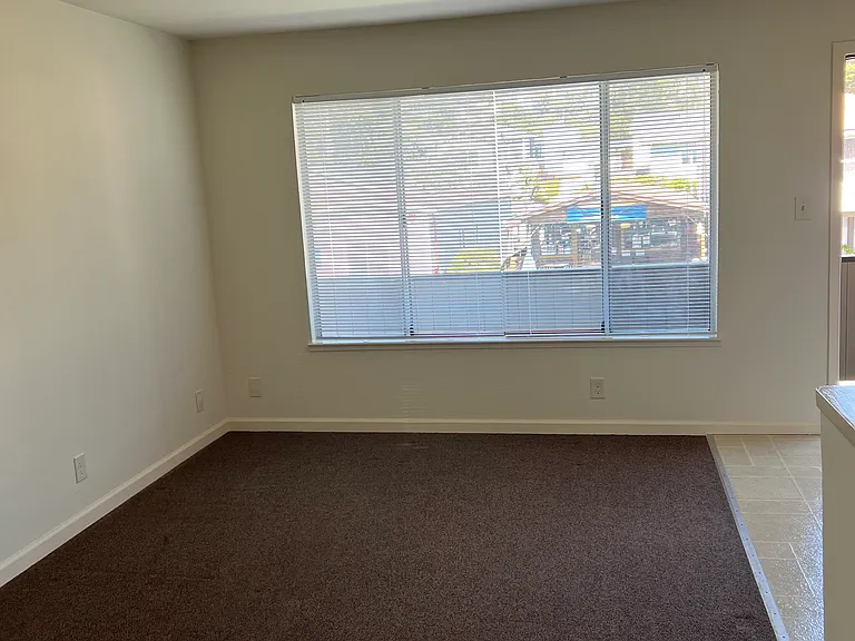 1830 Palmetto Ave #4 — Photo 4