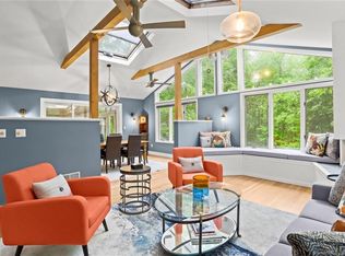 27 Shadblow Hill Rd, Ridgefield, CT 06877