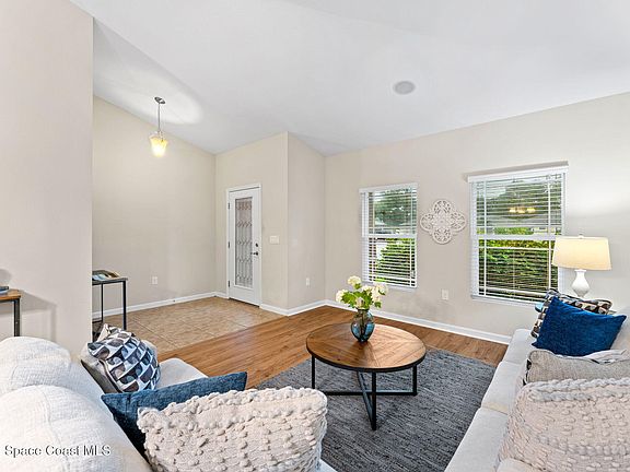 4th image of 2451 Okalani St