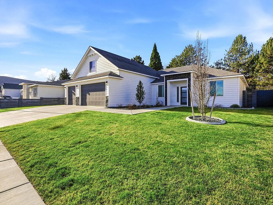 1st image of 1589 Livorno Ave