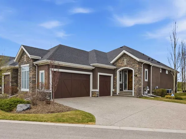 117 E Spring Water Close, Foothills County, AB T1S 4K5