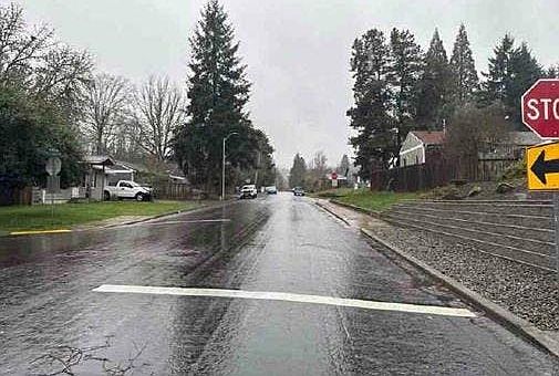 5th image of 5670 SW 196th Ave