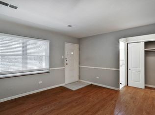 137 E Lockwood Ave APT 2F, Saint Louis, MO 63119