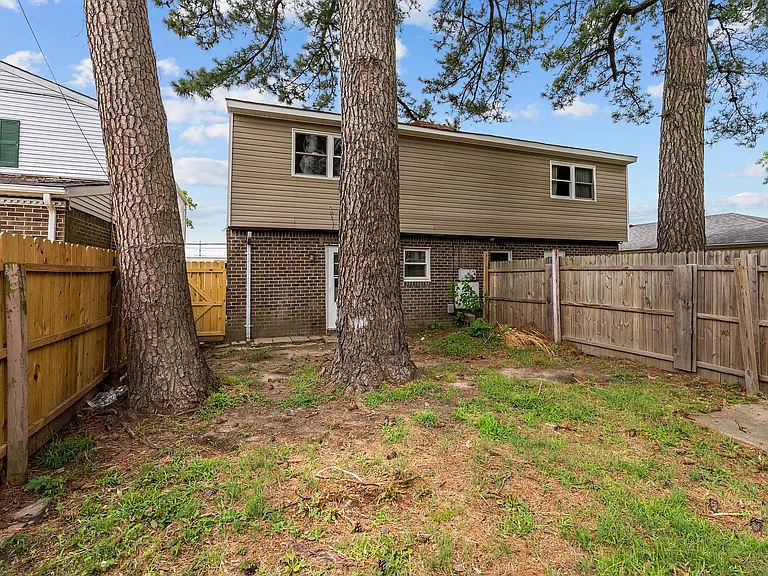 2404 Arkansas Ave #B — Photo 24