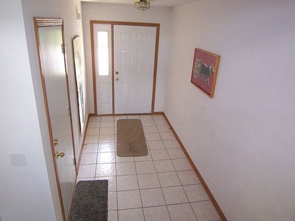5th image of 1865 Maplewood Ct