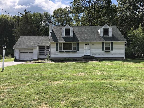 2nd image of 13 Idlewild Dr